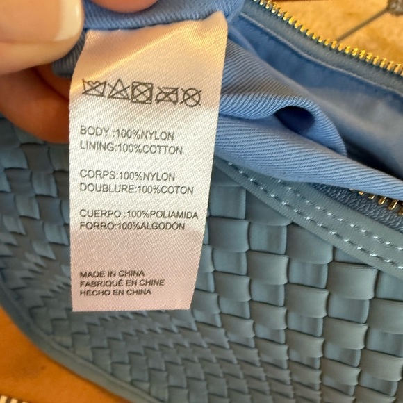Anthropologie Woven
Neoprene Shoulder Bag BLUE... - Picture 6 of 14